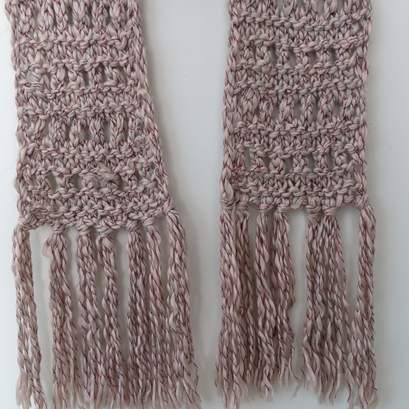 American Eagle Soft Chunky Scarf - Picture 4 of 5